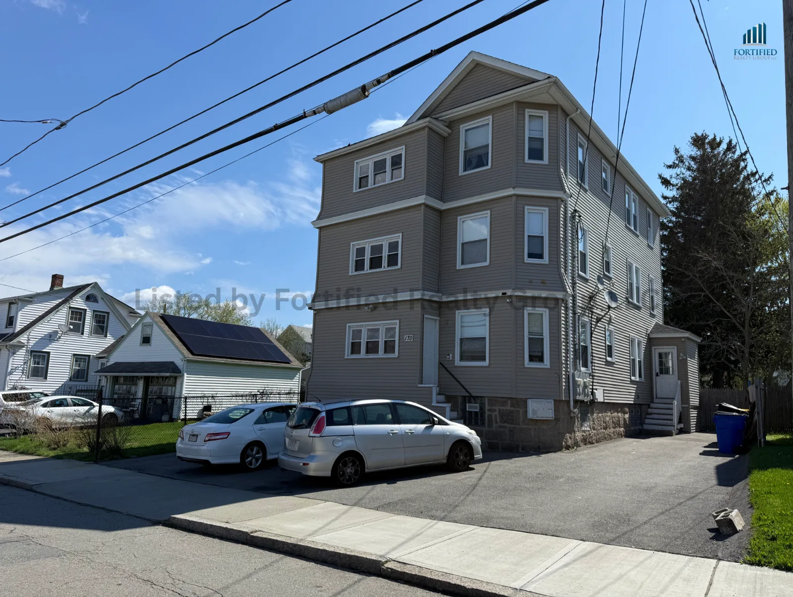 Exterior — 170 King St #2, Fall River MA