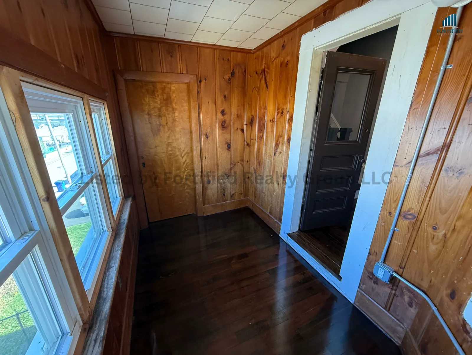 Sunroom — 170 King St #2, Fall River MA