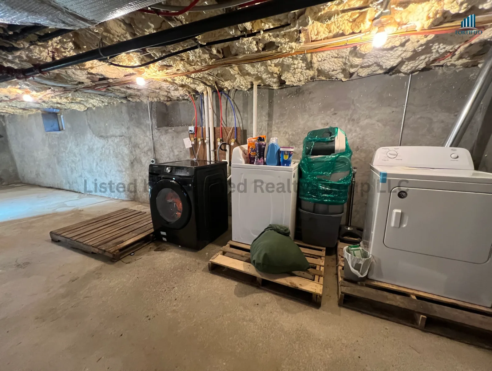 Laundry — 21 Pear St #3, Fall River MA