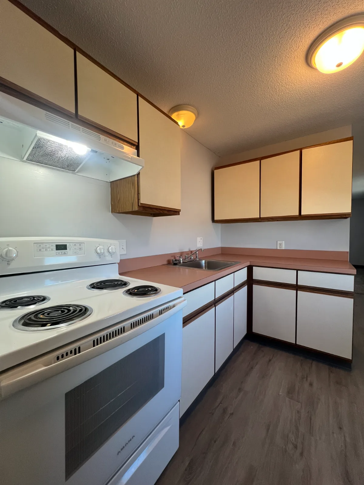 Kitchen — 360 Buffinton St #8, Fall River MA
