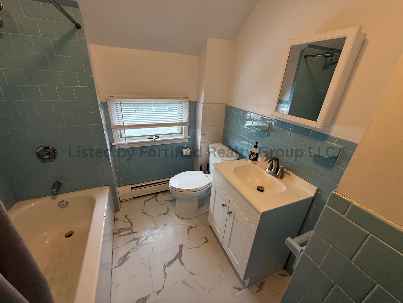 Bathroom — 94 Buffinton St #3, Fall River MA
