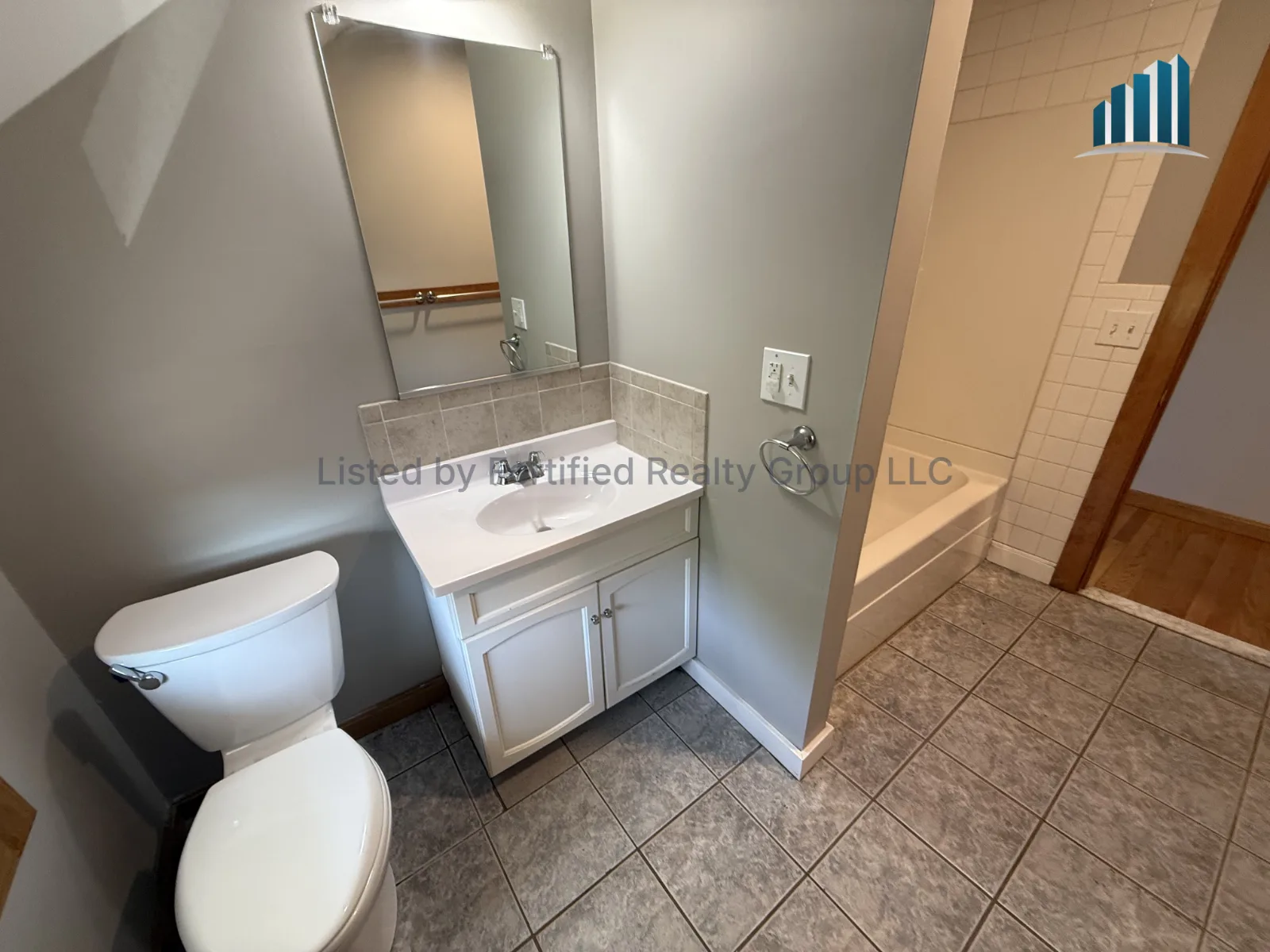 Bathroom — 132 Hall St #Unit 3, Fall River MA