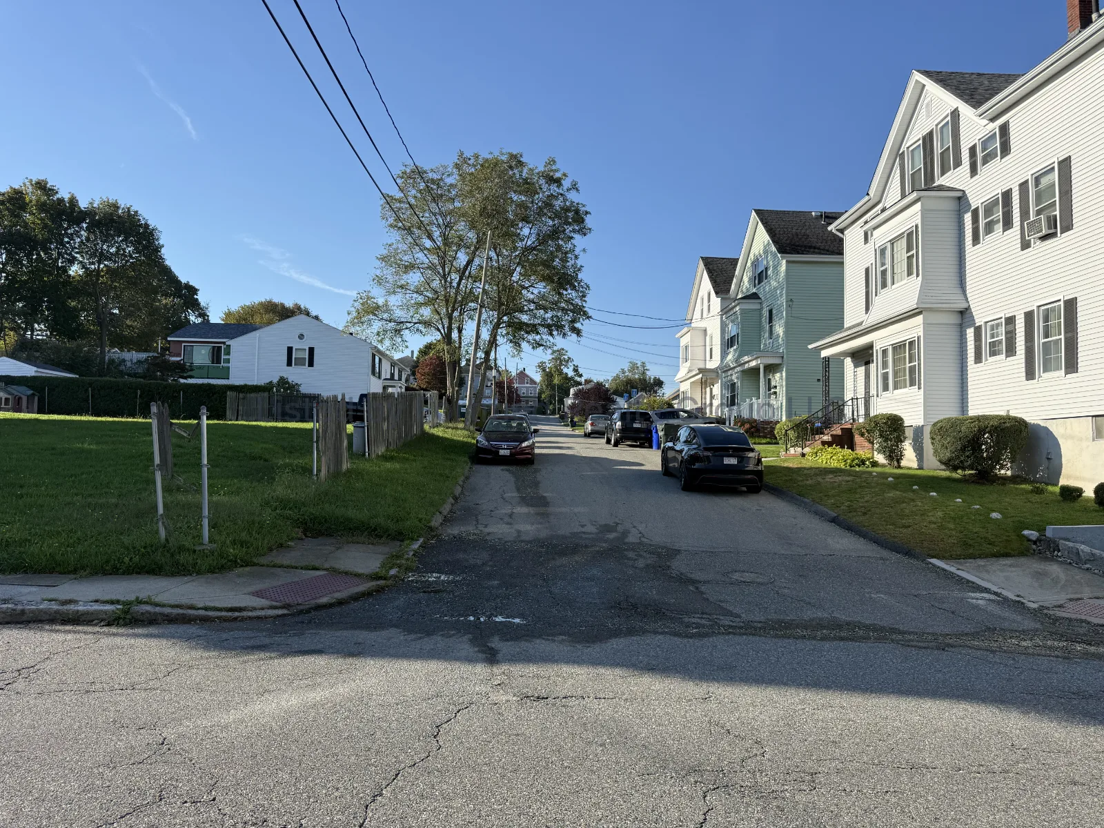 Street view — 575 Mount Hope Ave #3, Fall River MA